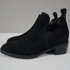 NEW Blondo Sandra Ankle Bootie Womens 7 Black Suede Waterproof Chelsea Winter